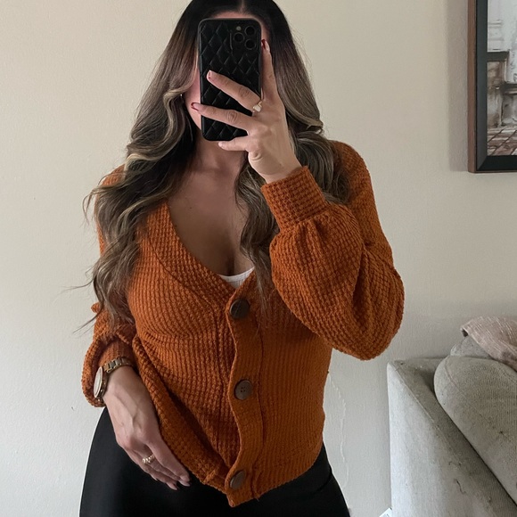 Derek Heart rust cardigan - Picture 6 of 6